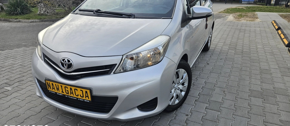 Toyota Yaris cena 34900 przebieg: 54840, rok produkcji 2012 z Poręba małe 191